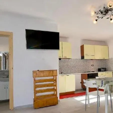 - Apartamento